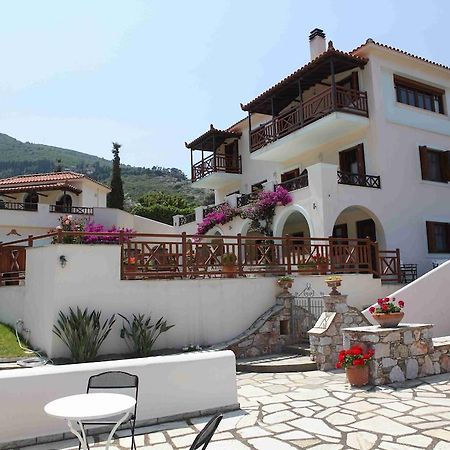Pleoussa Studio And Apartments Bandar Skopelos Luaran gambar