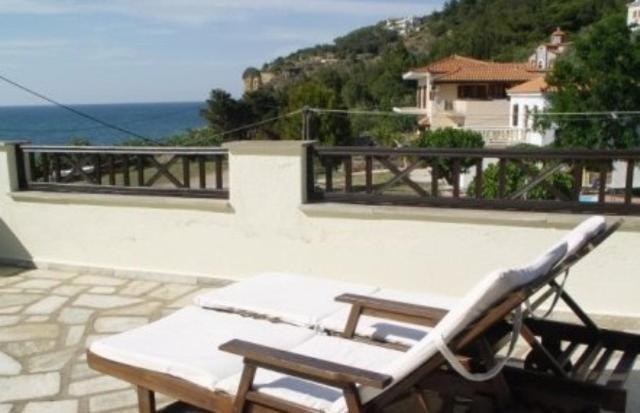 Pleoussa Studio And Apartments Bandar Skopelos Luaran gambar