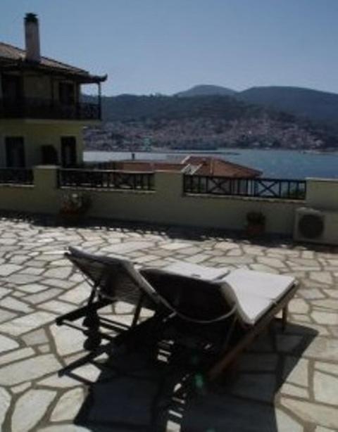 Pleoussa Studio And Apartments Bandar Skopelos Luaran gambar