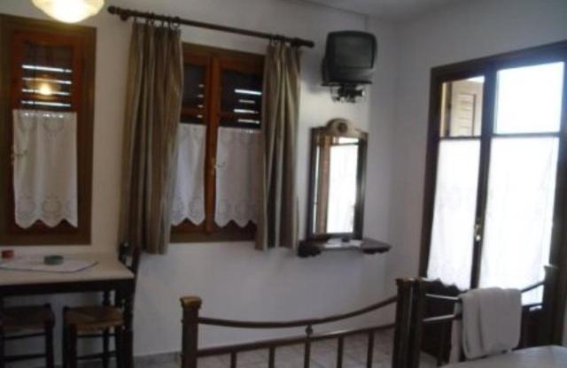 Pleoussa Studio And Apartments Bandar Skopelos Luaran gambar