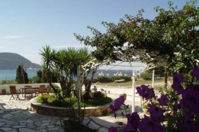 Pleoussa Studio And Apartments Bandar Skopelos Luaran gambar