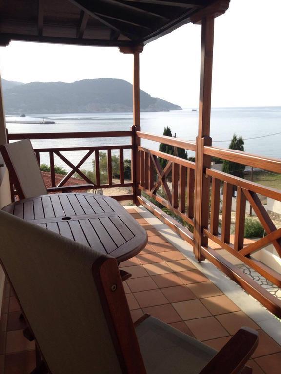 Pleoussa Studio And Apartments Bandar Skopelos Luaran gambar