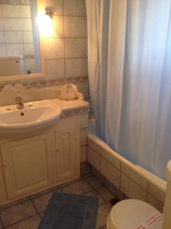 Pleoussa Studio And Apartments Bandar Skopelos Luaran gambar