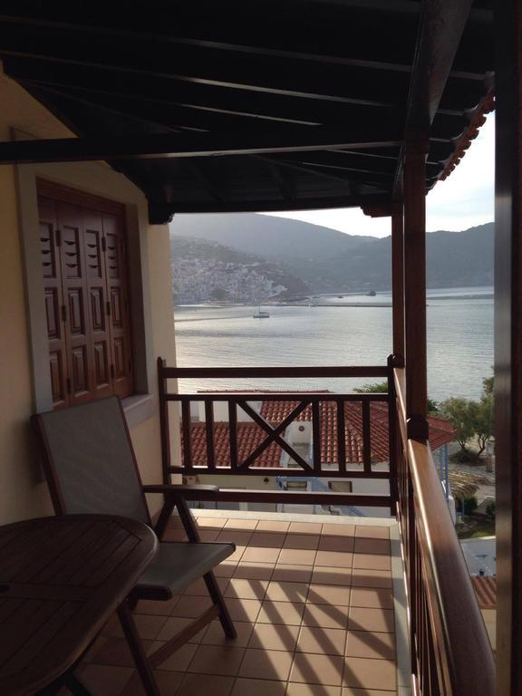 Pleoussa Studio And Apartments Bandar Skopelos Luaran gambar