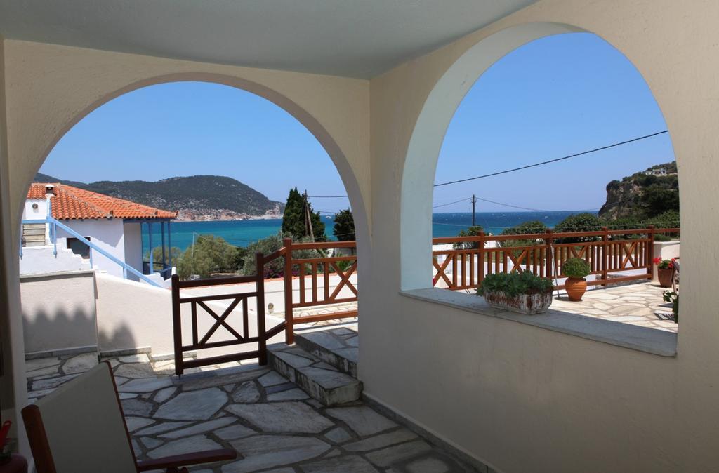 Pleoussa Studio And Apartments Bandar Skopelos Luaran gambar