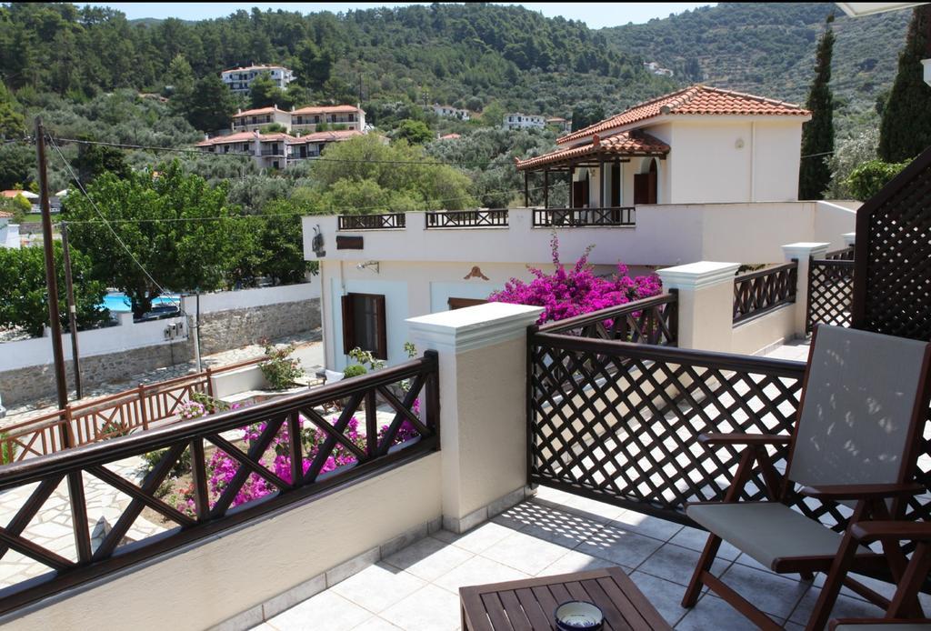 Pleoussa Studio And Apartments Bandar Skopelos Luaran gambar